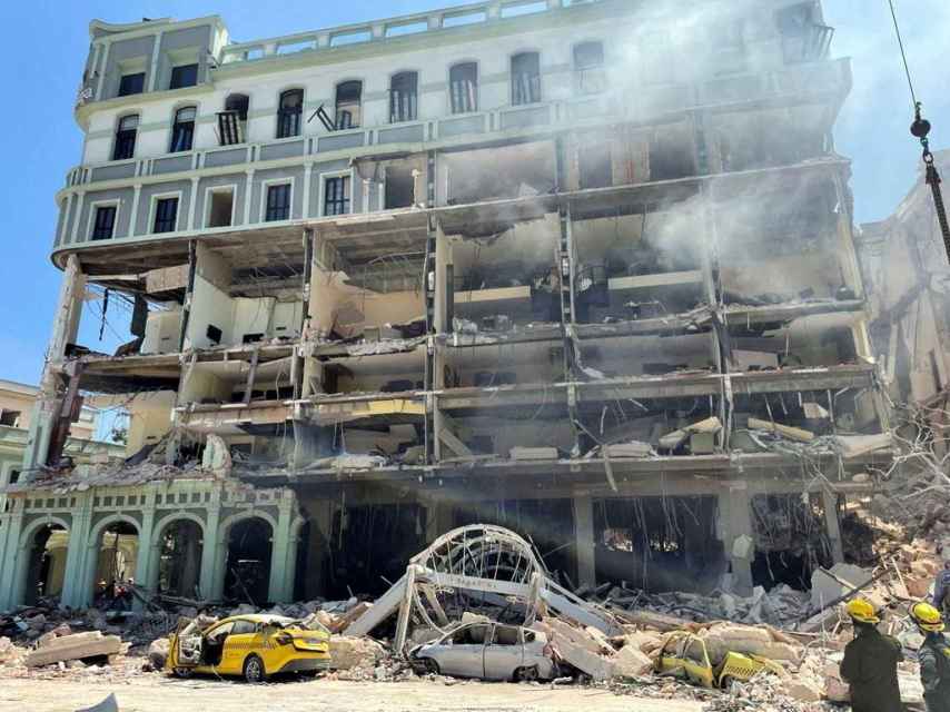 Estado del hotel Saratoga tras la explosión este viernes en La Habana, Cuba.