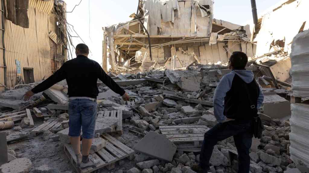 Casas destruidas tras los bombardeos.