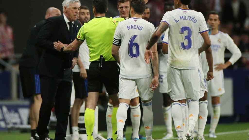 Carlo Ancelotti pide explicaciones a Soto Grado por el penalti pitado al Real Madrid