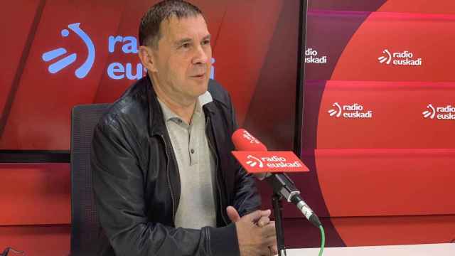 El coordinador general de EH Bildu, Arnaldo Otegi, este martes en Radio Euskadi.