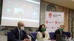 Ana Isabel García, Constantino García y José Carlos Alonso en la presentación de la II Feria de Empleo de la ULE