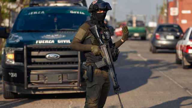 La policía mexicana en el lugar de los hechos.