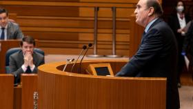 El Procurador del Común, Tomás Quintana, durante la presentación del Informe Anual de 2021, este miércoles en las Cortes.