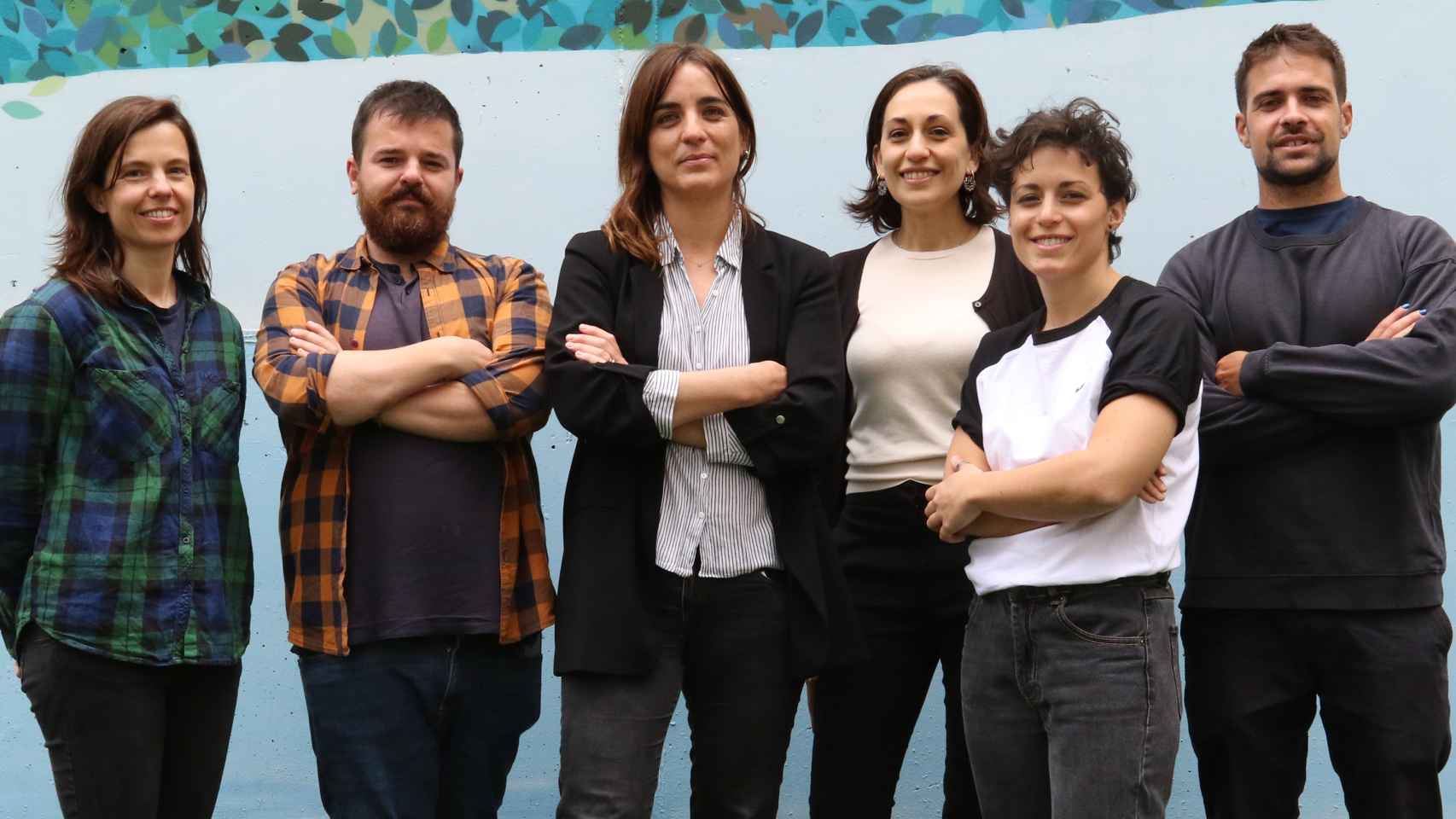 La investigadora Nuria Monserrat (centro) y su equipo.