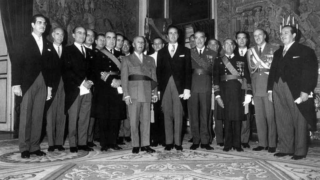 Franco con su Gobierno de tecnócratas, la mayoría del Opus Dei.