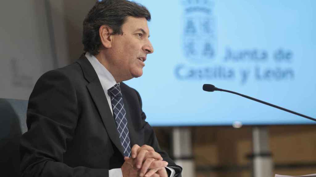 El portavoz de la Junta y consejero de Economía y Hacienda, Carlos Fernández