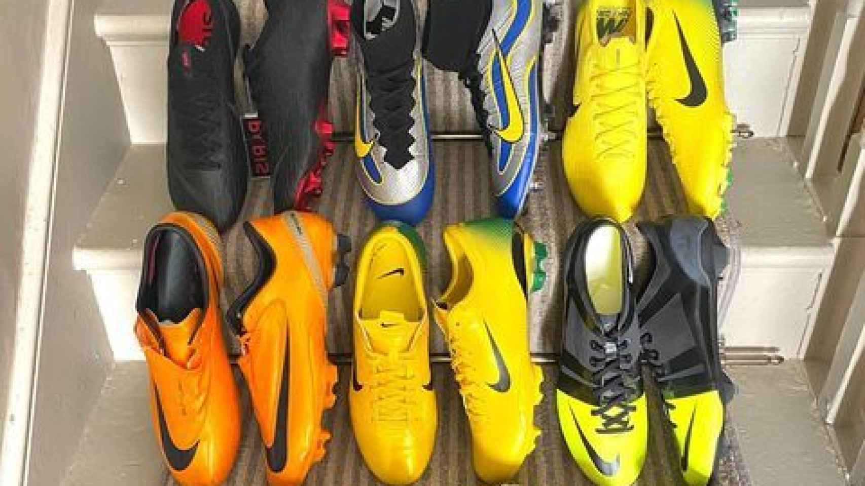Condición previa reflujo pesadilla El último capricho de los futbolistas: comprar botas vintage para hacer  rico a un joven de 18 años