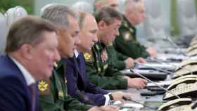 Vladímir Putin en el Centro Nacional de Defensa ruso.