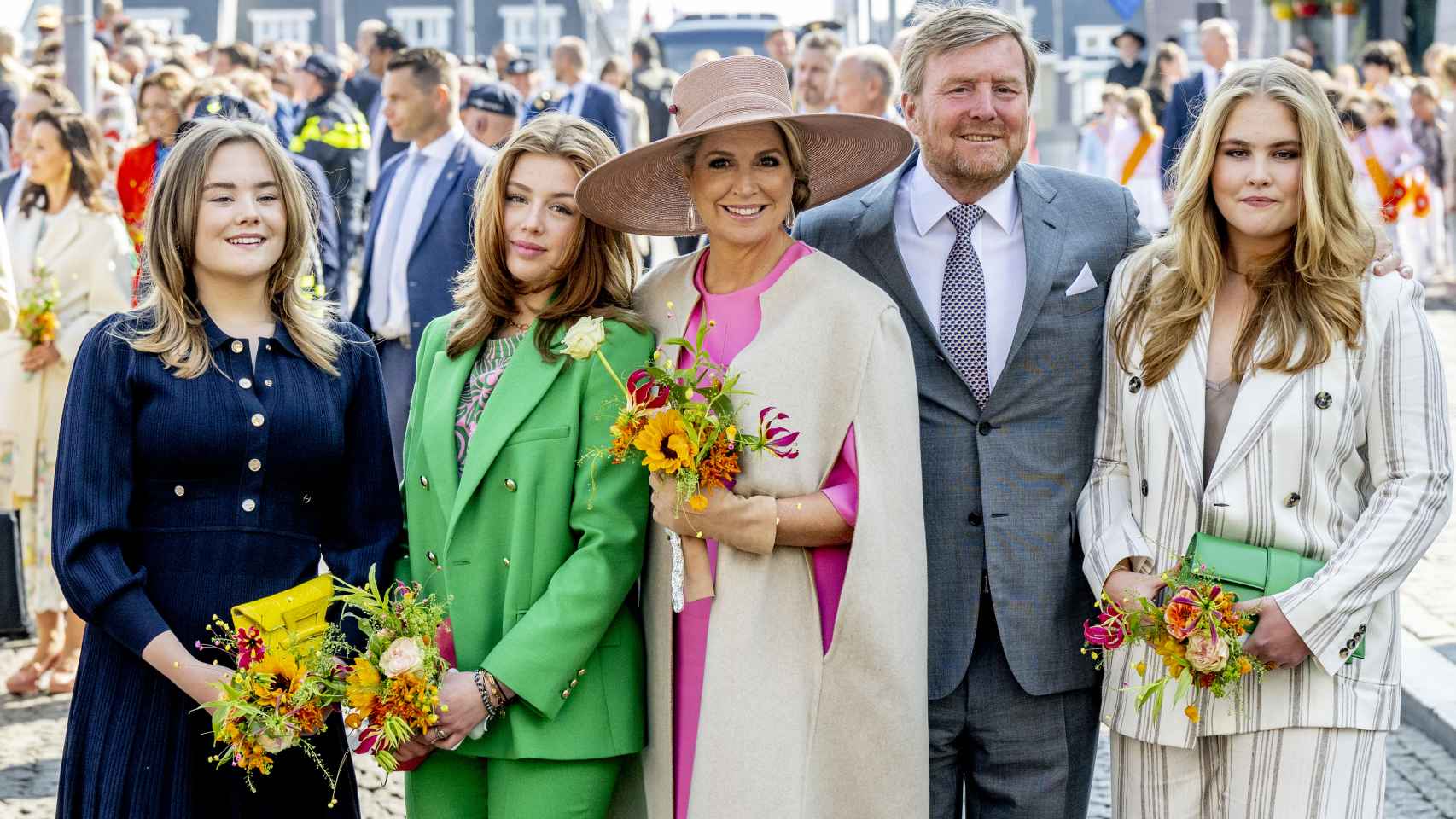 Los Reyes de Holanda, Guillermo y Máxima, con sus tres hijas, Ariane, Alexia y Amalia, el pasado 27 de abril.