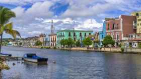 Río San Juan en Matanzas (Cuba), ciudad hermanada con Alicante.