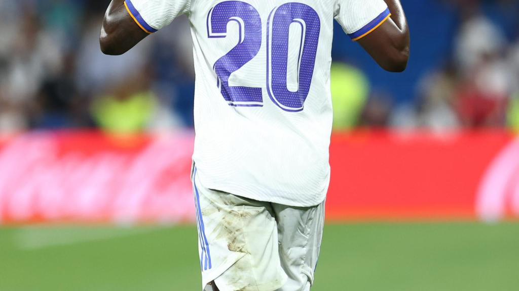 Vinicius celebra un gol en el Santiago Bernabéu