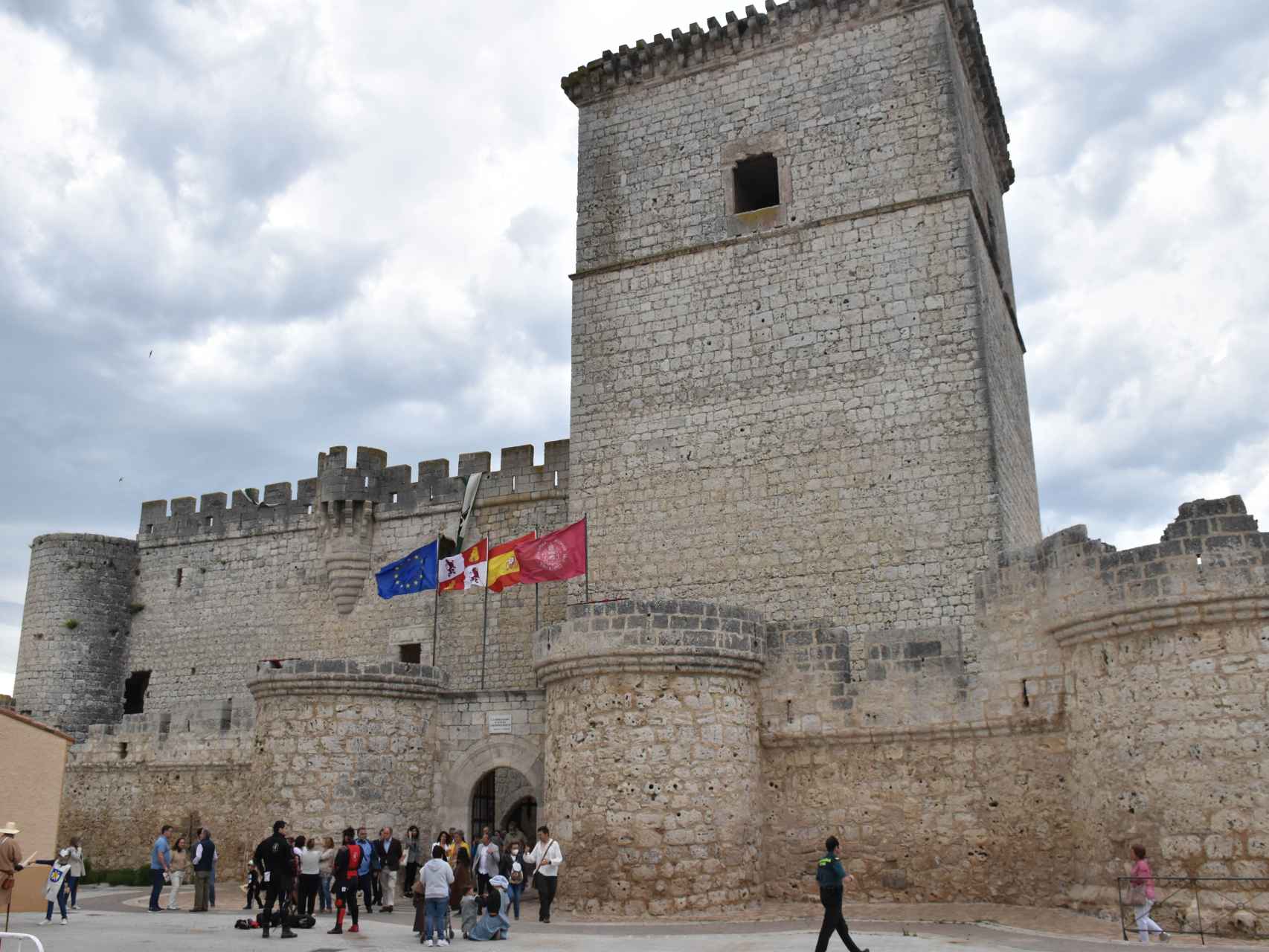 El imponente castillo de Portillo