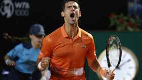 Novak Djokovic celebra su victoria sobre Casper Ruud en el Masters 1000 de Roma