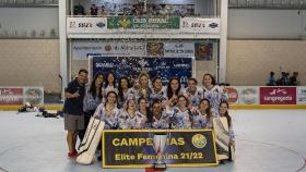 El equipo de hockey Munia Panteras, campeonas de la Liga