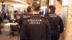 Agentes de la Policía de Alicante, en imagen de archivo.