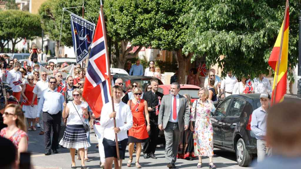 Alfaz del Pi celebra el día de la Constitución noruega.