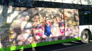 Unas famosas modelos vuelven a los autobuses de Valladolid
