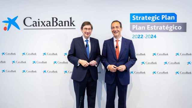 José Ignacio Goirigolzarri, presidente de CaixaBank, y Gonzalo Gortázar, consejero delegado, en la presentación del Plan Estratégico 2022-2024.