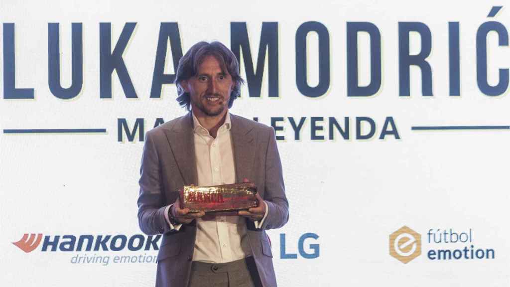 Luka Modric, recogiendo el premio MARCA Leyenda