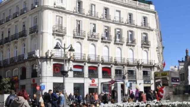 Local en la Puerta del Sol de Madrid propiedad de la socimi.