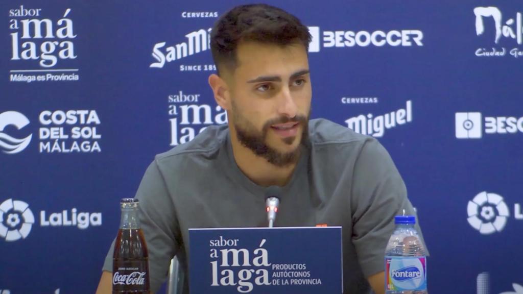 Luis Muñoz durante la rueda de prensa ofrecida en La Rosaleda