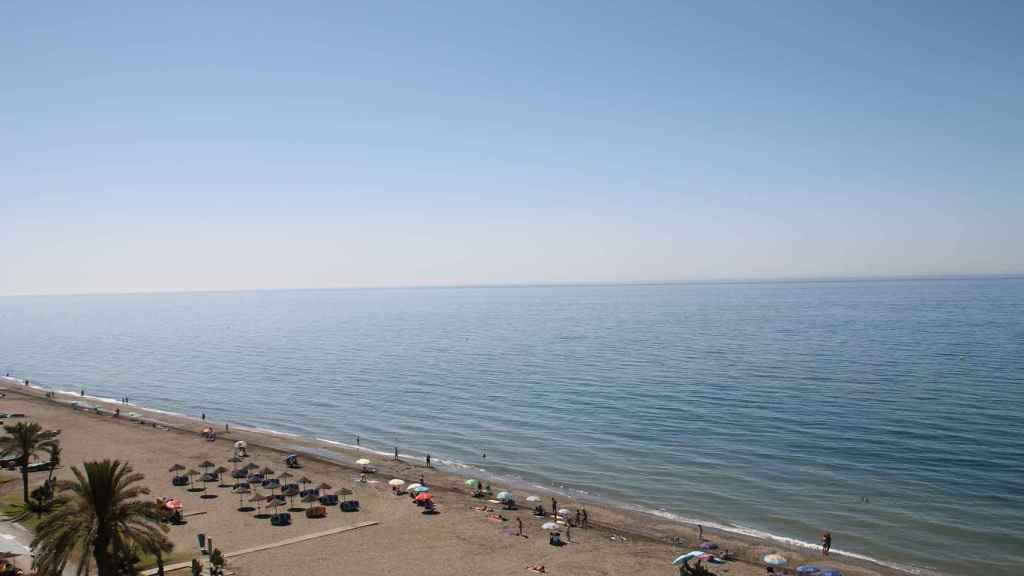 El litoral costasoleño está cuidado para acoger a los vecinos y turistas este 2022.