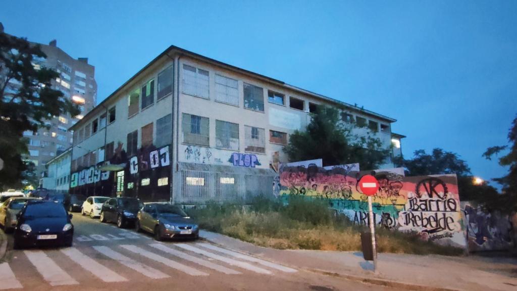 El exterior del CSO la Atalaya, en Vallecas.