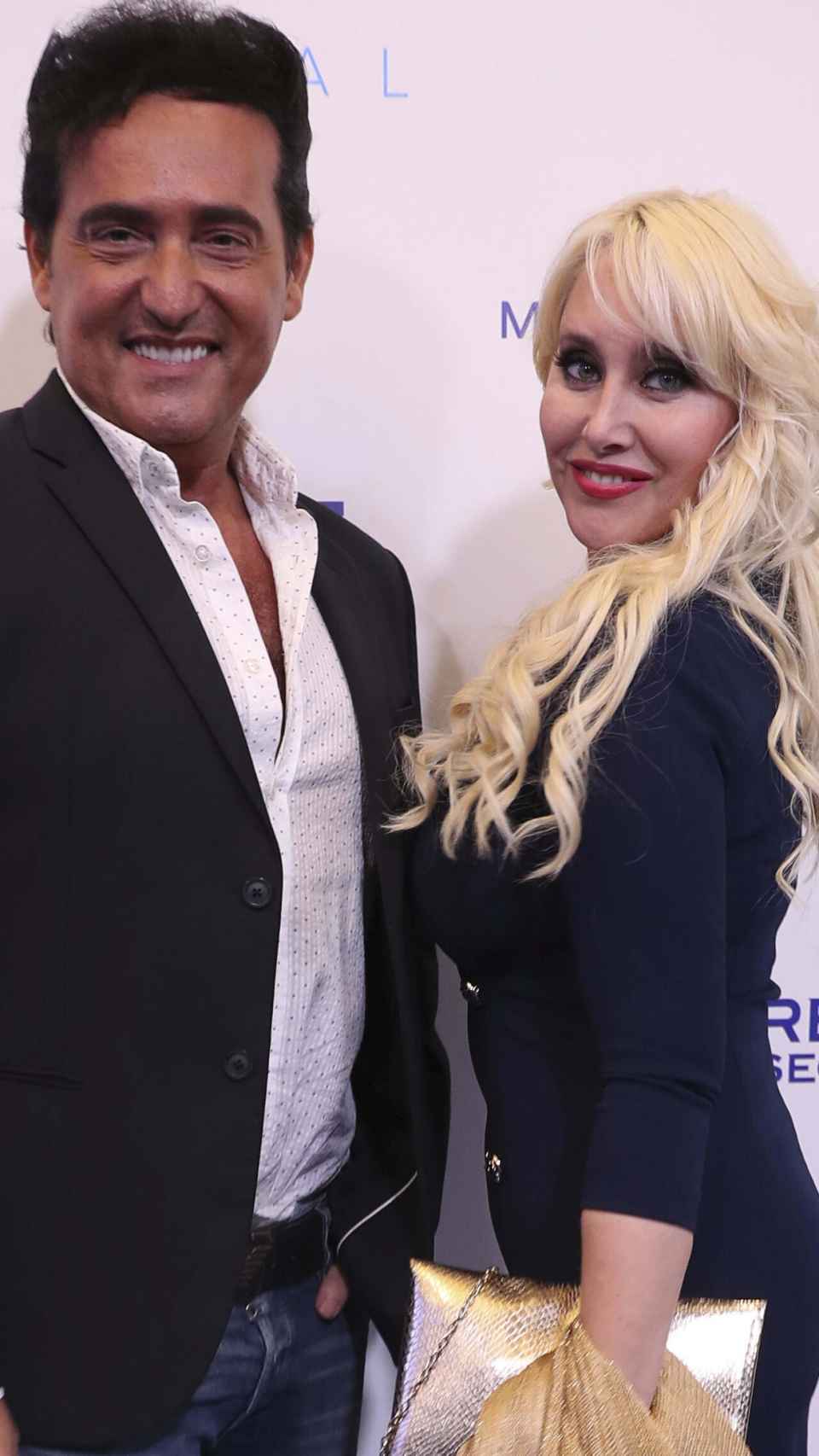 Carlos Marín y Geraldine Larrosa en un evento público en octubre de 2019.