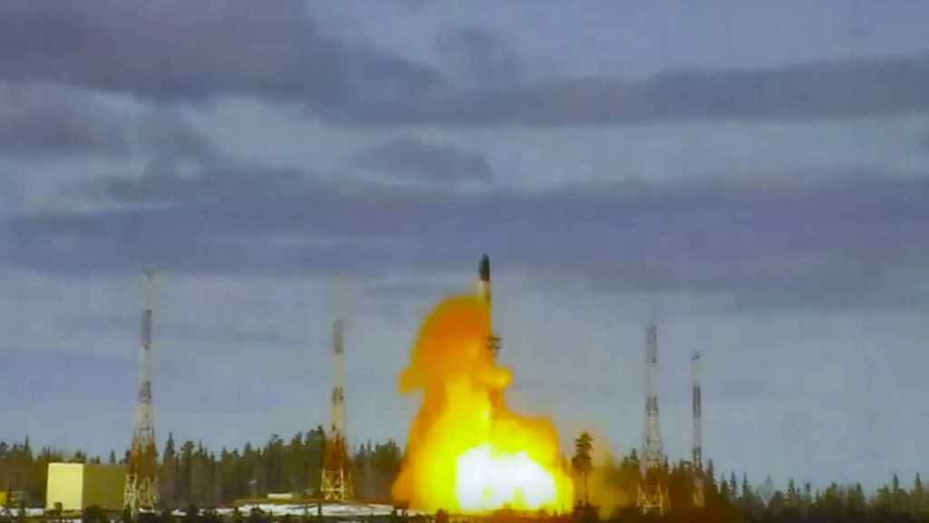 El lanzamiento de un misil balístico ruso el pasado 20 de abril.