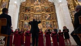 Inauguración del Retablo Mayor de Fuentelaencina. Foto: Adrián Loej.