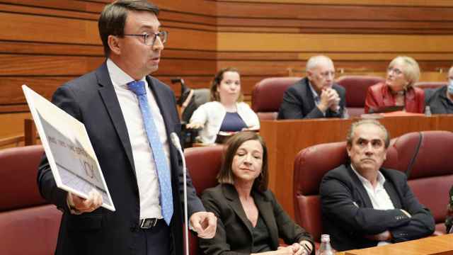 El procurador del PSOE en las Cortes de Castilla y León por Salamanca, Fernando Pablos, en el Pleno de las Cortes