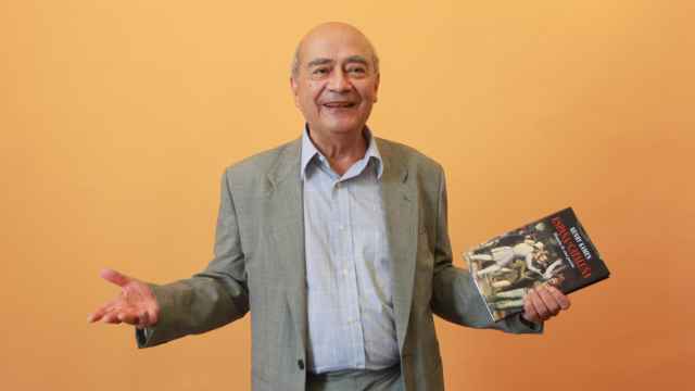 Henry Kamen, en una foto de archivo de 2014 durante la presentación de otra de sus obras. / Marta Fernández (Europa Press).