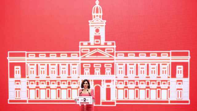 La presidenta de la Comunidad de Madrid, Isabel Díaz Ayuso, celebra el 2 de mayo en la Real Casa de Correos.
