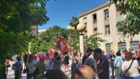 Protesta de los funcionarios de Justicia a las puertas de Benalúa, hoy en Alicante.