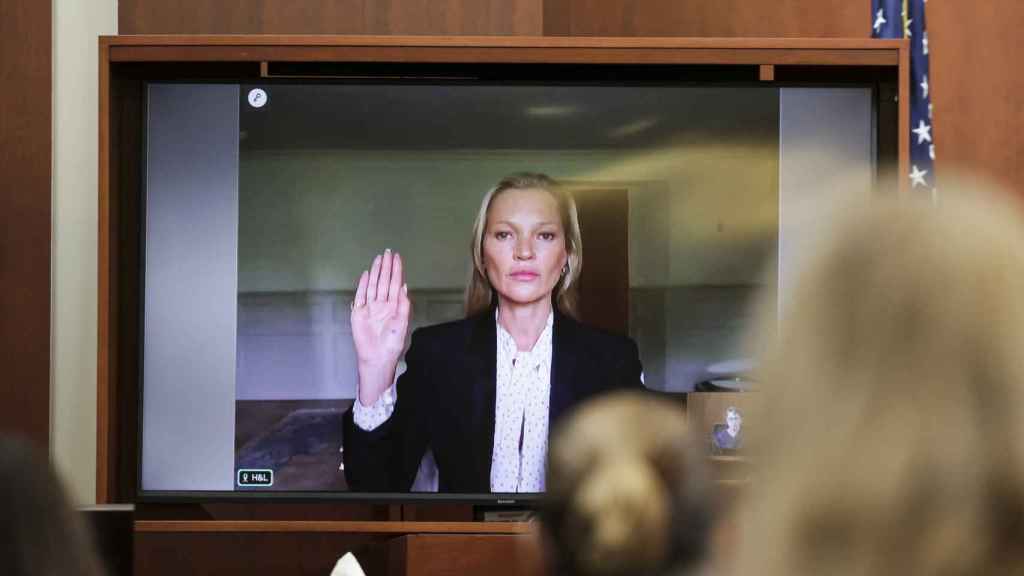Kate Moss en el juicio que enfrenta a Johnny Depp y a Amber Heard.