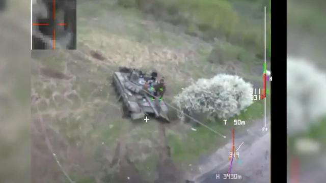 Vídeo de las Fuerzas de Operaciones Especiales ucranianas de un dron suicida impactando.