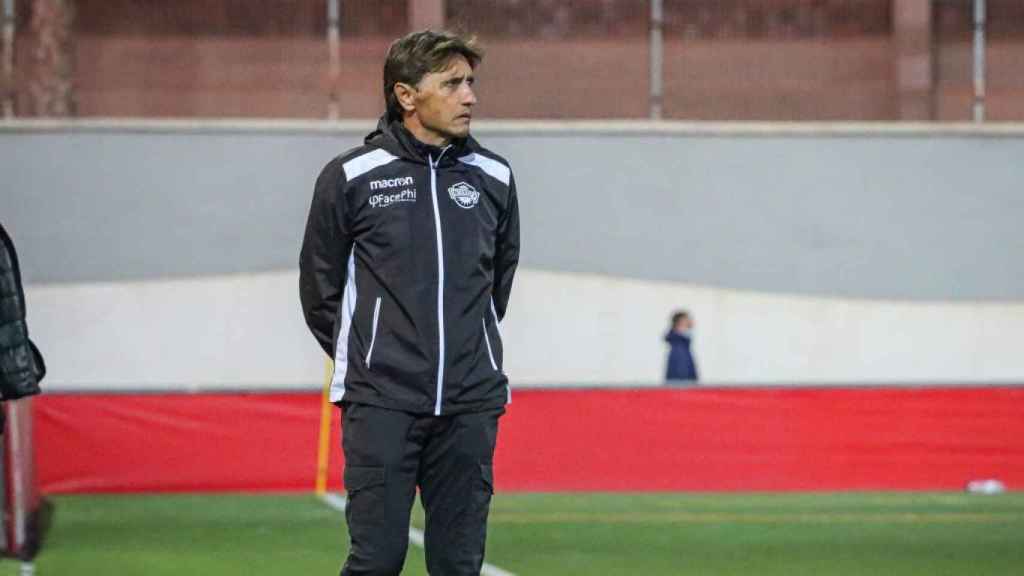 El Intercity avanza el acuerdo con el entrenador Gustavo Siviero para una tercera temporada.