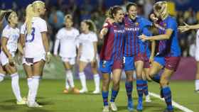 Las jugadoras del Barça Femenino celebran el gol de Mariona Caldentey en El Clásico