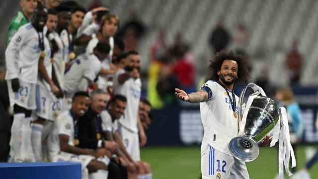 Marcelo, instantes antes de levantar la Champions con el Real Madrid