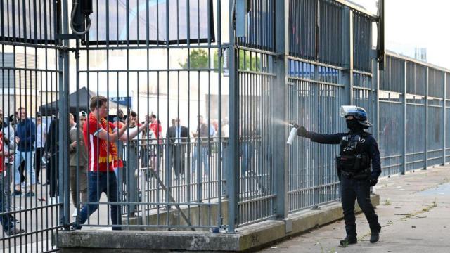 Incidentes en los aledaños del Stade de France antes de la final de la Champions League