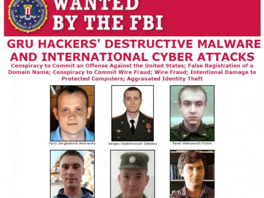 Los seis miembros de Sandworm, pertenecientes a las fuerzas armadas rusas, en un cartel del FBI.