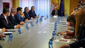 El consejero de Presidencia, Jesús Julio Carnero, preside la reunión de la Comisión Regional de Función Pública.