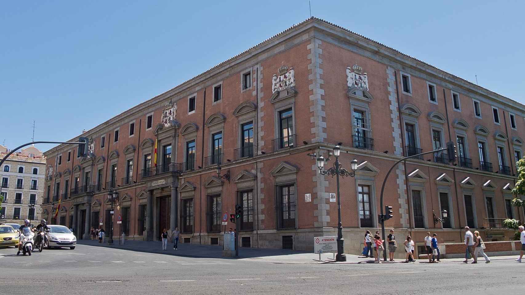 Palacio de los consejos, sede del Consejo de Estado en Madrid.