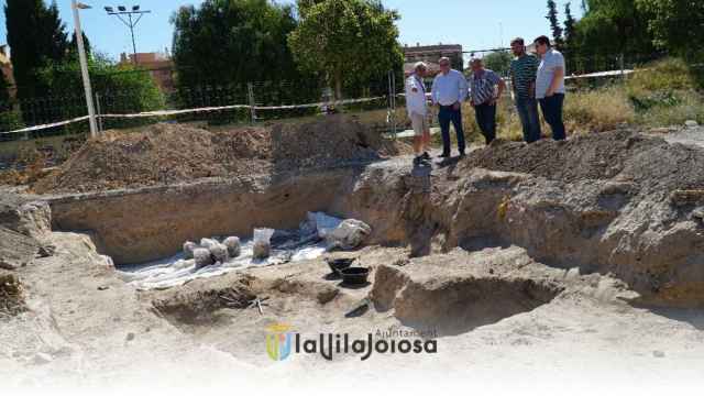 Las labores de excavación arqueológica del entorno de la villa romana de Plans de la Vila Joiosa.