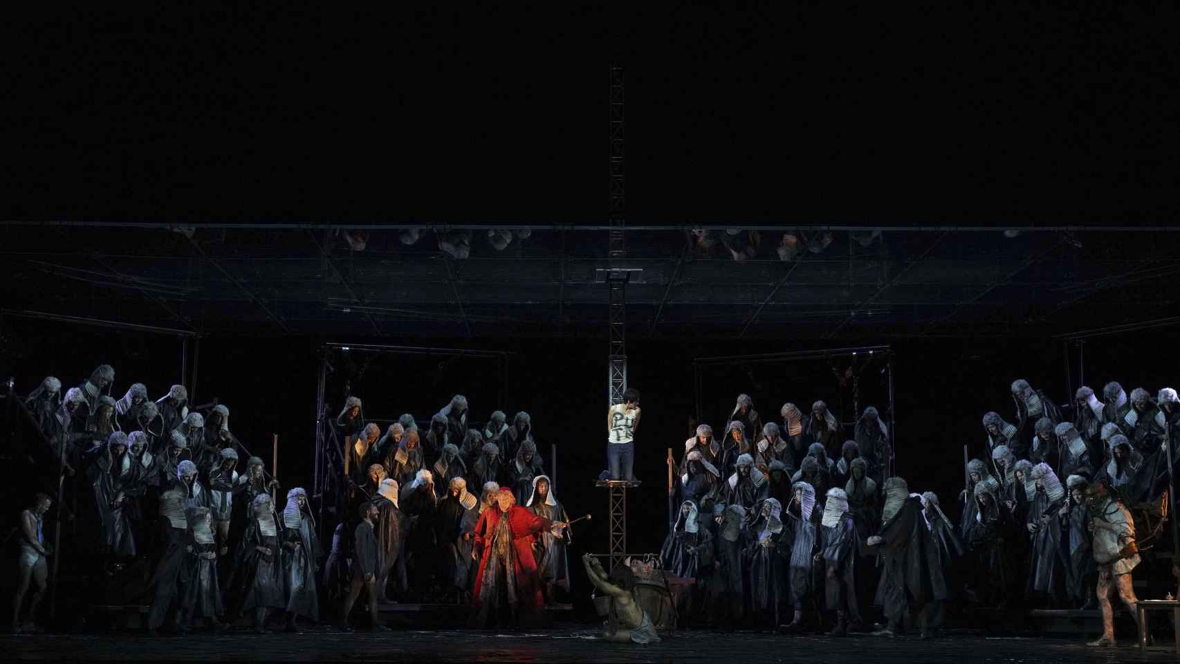 'Juana de Arco en la hoguera' en el Teatro Real: el festival de las prótesis thumbnail