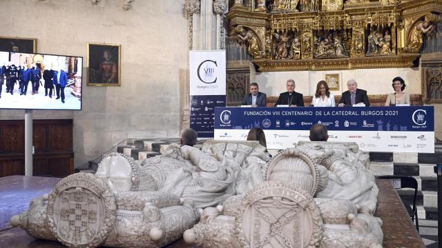 Virginia Barcones, Mario Iceta y Antonio Méndez Pozo informan de la primera visita de los técnicos del Ipce