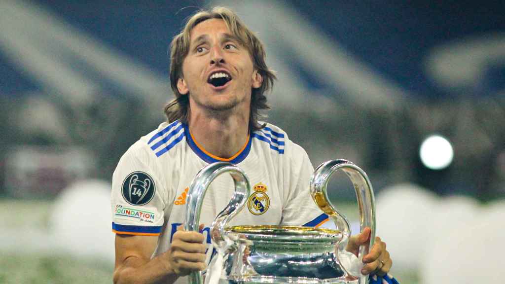 Luka Modric celebra la 14ª Champions del Real Madrid