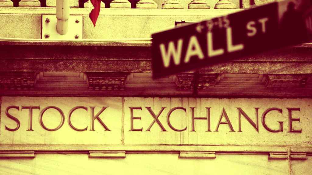 Cartel de la calle Wall Street en frente de la Bolsa de Valores de Nueva York.