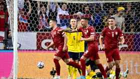 Luka Jovic celebra un gol con la selección de Serbia