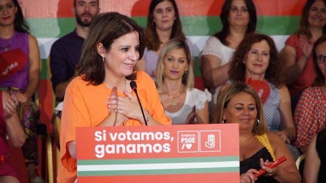 Adriana Lastra, durante el mitin ofrecido en Arcos de la Frontera (Cádiz)